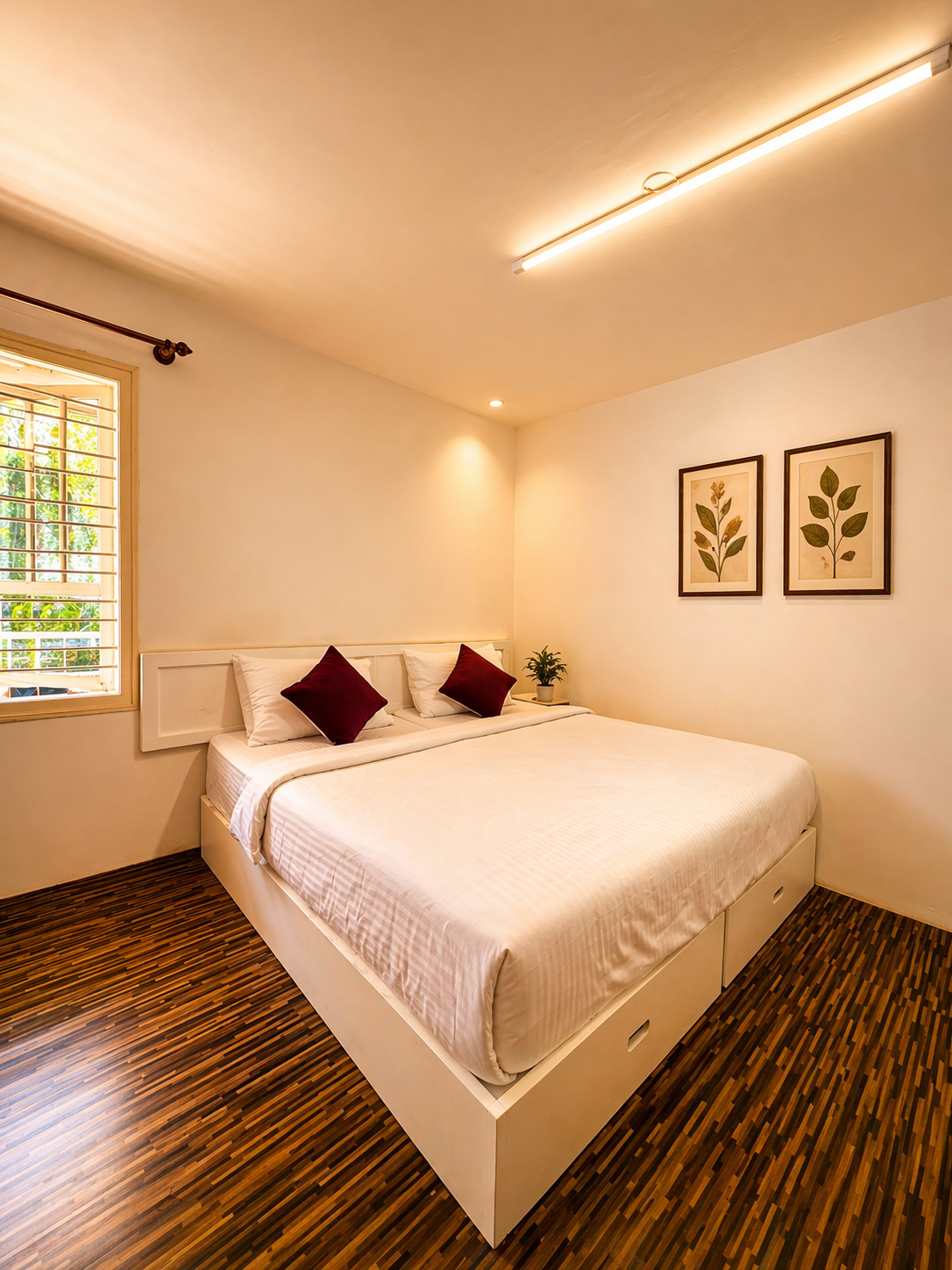 Romantic couple room with four-poster